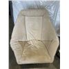 Image 2 : 2 BEIGE FOLDING BUCKET CHAIRS