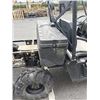 Image 8 : 2012 POLARIS RANGER 800 6X6 WITH DUMP BOX, RUNS AND DRIVES, SOFT SPOT ON FLYWHEEL, NEW FLYWHEEL INCL