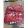 Image 2 : NEW 80 X 90 INCH WATERPROOF REVERSIBLE BLANKET