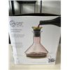 Image 3 : 2 RABBIT WINE DECANTERS W/ COASTER