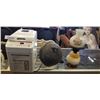 Image 1 : BREADMAKER, COLONIAL LAMP AND VINTAGE FLOAT