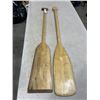 Image 2 : 2  WOODEN PADDLES