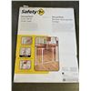 Image 2 : SAFETY FIRST EXTRA TALL AND WIDE GATE