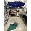 Image 1 : BRAND NEW BLUE 6FT PATIO UMBRELLA WITH HEAVY WEIGHTED BASE, INCLUDES EXTRA GREEN COVER FOR UMBRELLA,