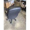Image 2 : BLACK LEATHER OFFICE CHAIR