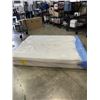 Image 2 : QUEEN SIZE DOUGLAS ORIGNAL MATTRESS