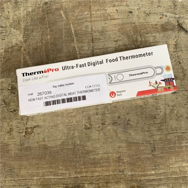NEW FAST ACTING DIGITAL MEAT THERMOMETER