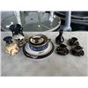 Image 1 : LOT OF GREEK POTTERY ANDCUPS AND SAUCERS