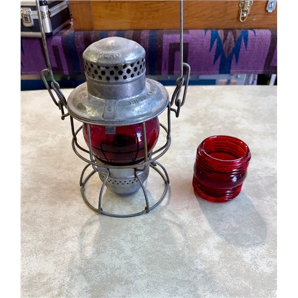 CN Rail Kerosene Lantern with Dietz Lamp Glass