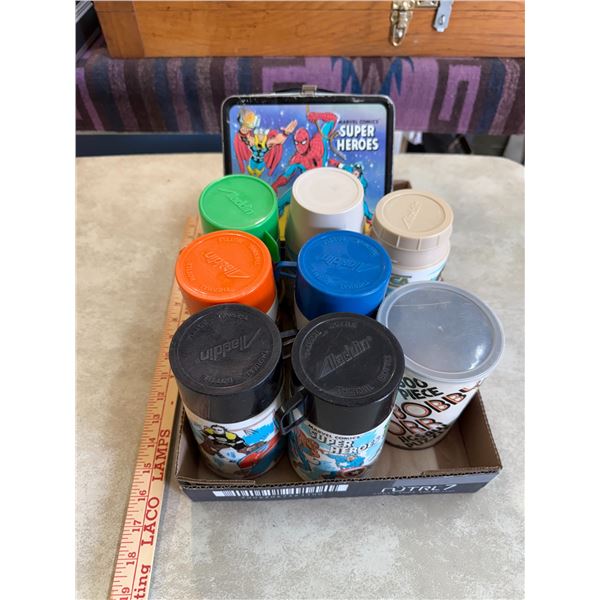 Collection of 7 vintage Aladdin + Marvel Super Heroes Lunch Box + Bobby Orr jigsaw puzzle