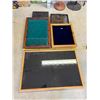 Image 1 : Lot of 5 Display cases - various sizes