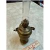 Image 2 : Vintage Brass Wall Mounted Oil Lamp
