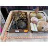 Image 1 : 2 Boxes of misc. parts for antique lamps & ashtrays: steel bases, glassware, etc