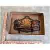 Image 2 : Antique Pyrography Wooden Wall-Mounted Pipe Rack + 2 Vintage Pipes