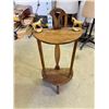 Image 1 : Antique Oak Side Table with Horses