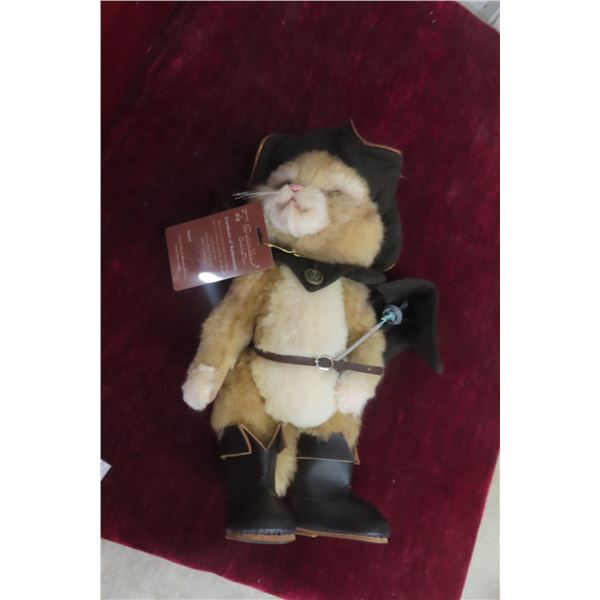 Isabelle Collection “En Garde,” Limited No. 278 of 350, Hand-Signed Certificate, Plush 12", With Bo