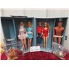 Image 1 : Barbie & Skipper Carrying Case 13"x10"x6" - 4 Barbie Doll, Ken Doll, 3 Barbie Wigs, 2 Barbie Heads