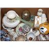 Image 2 : Box Lot of Nice Collectibles