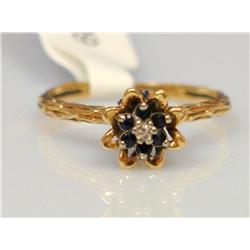 10K Gold Flower Pattern Ring With Diamond & Spinal
