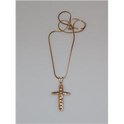 14K Gold Cross Pendant W/Chain