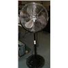 Image 2 : INDUSTRIAL STANDING FAN BY LAKEWOOD