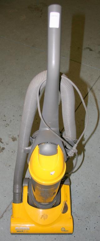 EUREKA MAXIMA BAGLEES VACUUM