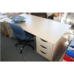 BEAUTIFUL WOODEN OFFICE DESK WITH CHAIR