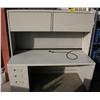 Image 1 : LARGE OFFICE DESK W 3 DRAWERS