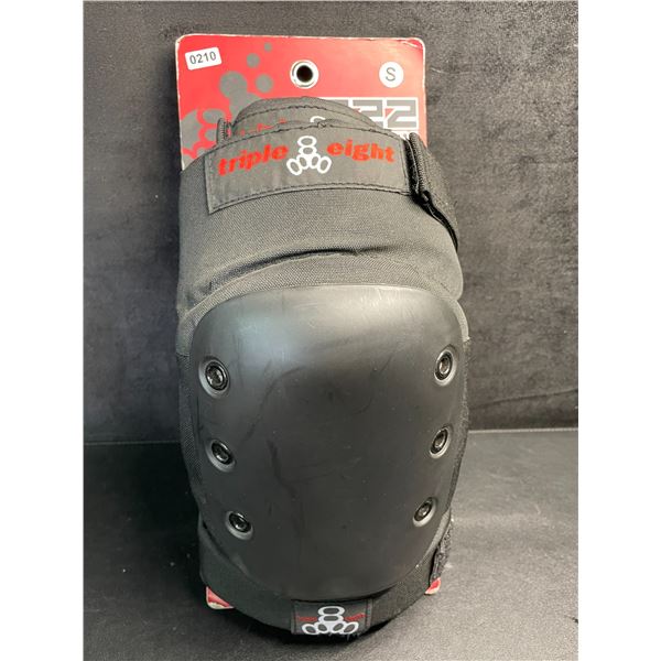 1 Pair of Triple Eight Protective Knee Pads; High-Density/Impact-Resistant - Brand New