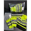 Image 3 : 2 Winter Hat/Scarf/Gloves Sets for Boys (Ages 3-8yrs) Green/Black - New