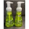 Image 1 : 2 Method Green Tea + Aloe Foaming Hand Wash (300ml Each) - New