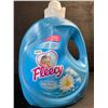 Image 1 : Fleecy Fresh Air Concentrated Liquid Fabric Softener (4.7L Large Jug) - 199 Loads - New