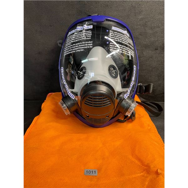 1 Full-Face Respirator Mask - New
