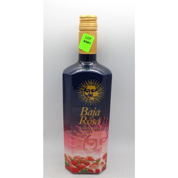 BAJA ROSA TEQUILA AND STRAWBERRY CREAM LIQUOR
