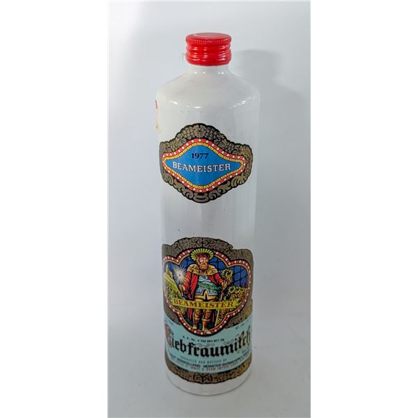 VINTGE JIM BEAM BEAMEISTER STONEWARE WINE  DECANTE