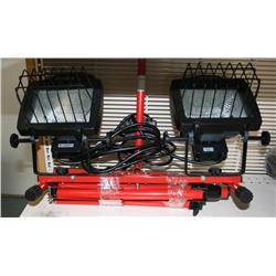 2 HEAVY DUTY  LAMPS WITH FOLDING STAND