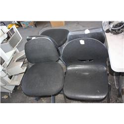 Lot of 4 office chairs