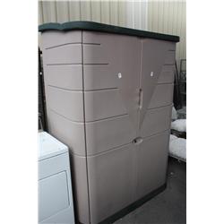 Rubber Maid Shed