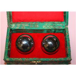 2 Music Relaxation Balls in a Case