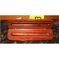 Collectible Pen in Wood Case