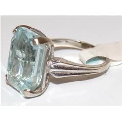 14k White Gold Ring W/Large Tanzanite Stone