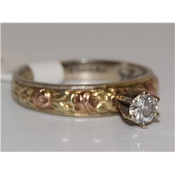 14K Antique Gold Repousse Roses & Diamond Ring