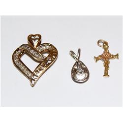 Diamonds Heart pendant, Diamond Pendant & Gold Cro
