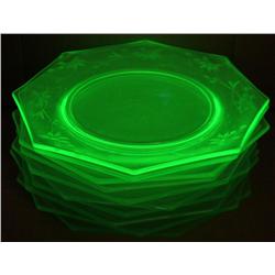 Lot of 10 Vaseline Glass Plates