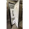 Image 4 : LG 18"W VERTICAL TRUE STEAM CLOTHES DRYER *FRONT HAS MINOR CRACKS TO GLASS*