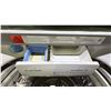 Image 4 : SAMSUNG WHITE 27"W TOP ENTRY CLOTHES WASHER