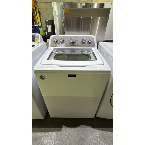 MAYTAG BRAVOS WHITE 27"W TOP ENTRY CLOTHES WASHER