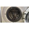 Image 3 : MIELE W4842 WHITE 27"W FRONT ENTRY CLOTHES WASHER *FRONT PLATE HAS A MINOR CHIP/CRACK*