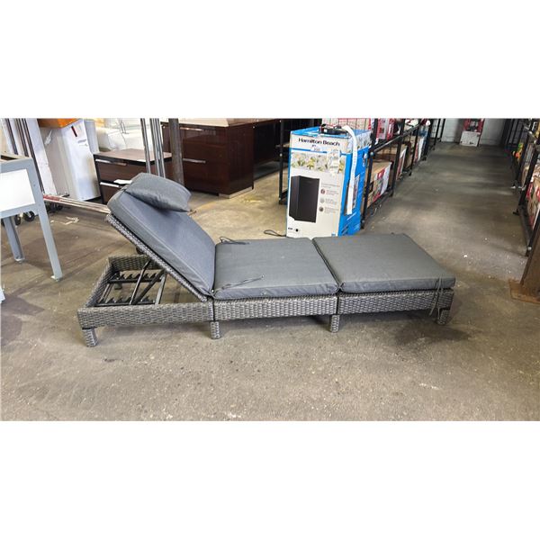 PATIOFLARE OUTDOOR PATIO LOUNGER WITH CUSHION