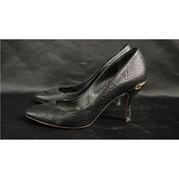 GENUINE GUCCI LADIES PUMPS - SIZE 38.5